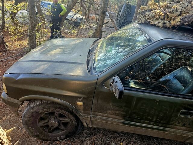 Белый Опель Фронтера, объемом двигателя 2.3 л и пробегом 250 тыс. км за 2143 $, фото 2 на Automoto.ua