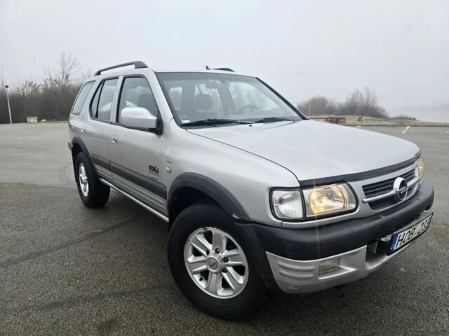 Білий Опель Фронтера, об'ємом двигуна 0 л та пробігом 230 тис. км за 2500 $, фото 1 на Automoto.ua