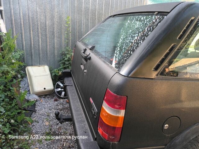 Черный Опель Фронтера, объемом двигателя 0 л и пробегом 1 тыс. км за 2000 $, фото 1 на Automoto.ua