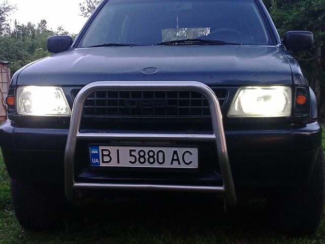 Чорний Опель Фронтера, об'ємом двигуна 2.2 л та пробігом 228 тис. км за 3553 $, фото 1 на Automoto.ua