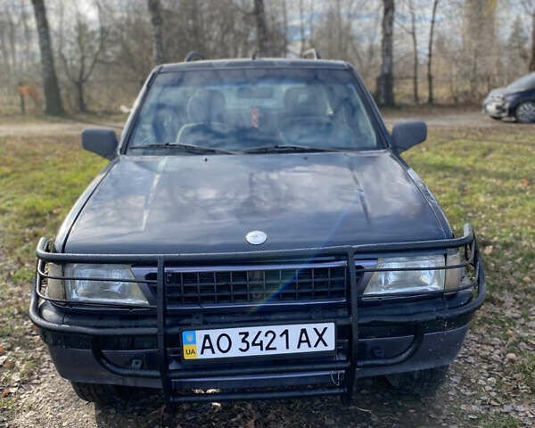 Черный Опель Фронтера, объемом двигателя 2.3 л и пробегом 287 тыс. км за 2750 $, фото 27 на Automoto.ua