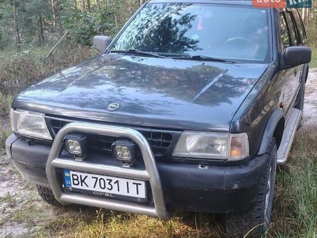 Черный Опель Фронтера, объемом двигателя 2.4 л и пробегом 319 тыс. км за 4300 $, фото 7 на Automoto.ua