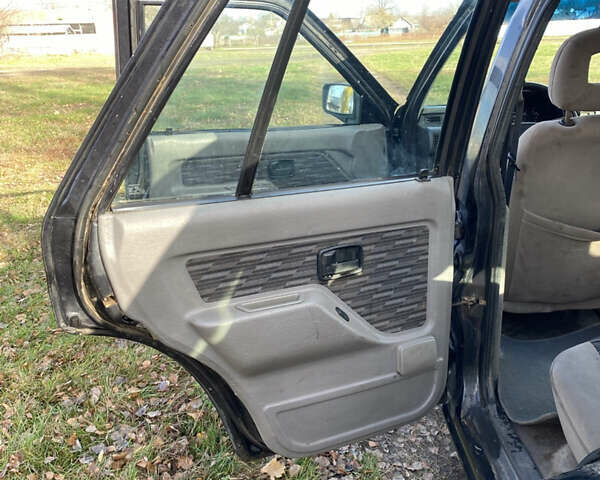 Черный Опель Фронтера, объемом двигателя 2.3 л и пробегом 287 тыс. км за 2750 $, фото 12 на Automoto.ua