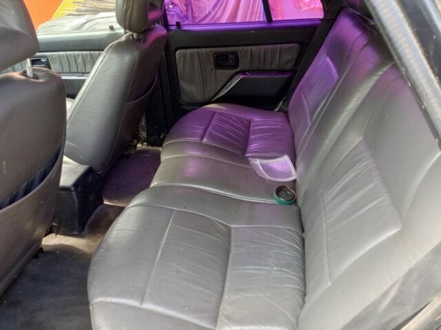 Черный Опель Фронтера, объемом двигателя 0 л и пробегом 257 тыс. км за 3750 $, фото 6 на Automoto.ua