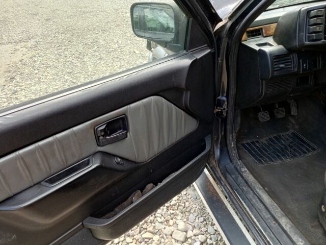 Черный Опель Фронтера, объемом двигателя 0 л и пробегом 257 тыс. км за 3750 $, фото 4 на Automoto.ua