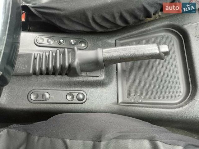 Черный Опель Фронтера, объемом двигателя 2.2 л и пробегом 329 тыс. км за 4999 $, фото 14 на Automoto.ua