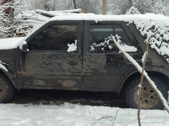 Черный Опель Фронтера, объемом двигателя 0 л и пробегом 260 тыс. км за 1297 $, фото 1 на Automoto.ua