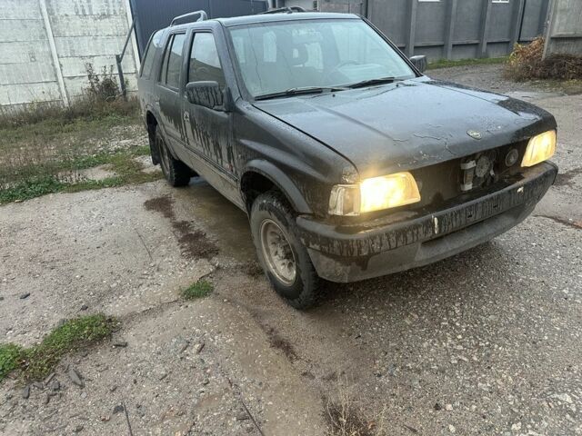 Чорний Опель Фронтера, об'ємом двигуна 0 л та пробігом 200 тис. км за 1650 $, фото 1 на Automoto.ua