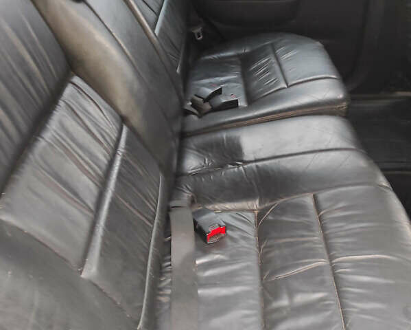 Черный Опель Фронтера, объемом двигателя 2.2 л и пробегом 36 тыс. км за 5500 $, фото 13 на Automoto.ua