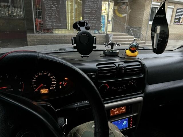 Черный Опель Фронтера, объемом двигателя 2.2 л и пробегом 300 тыс. км за 3717 $, фото 3 на Automoto.ua