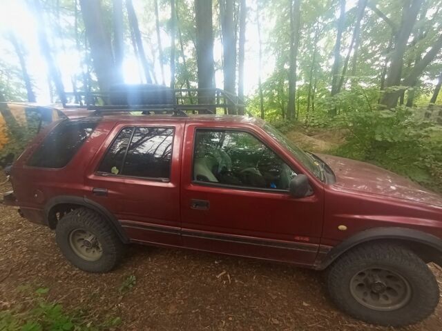 Красный Опель Фронтера, объемом двигателя 0 л и пробегом 336 тыс. км за 1785 $, фото 1 на Automoto.ua