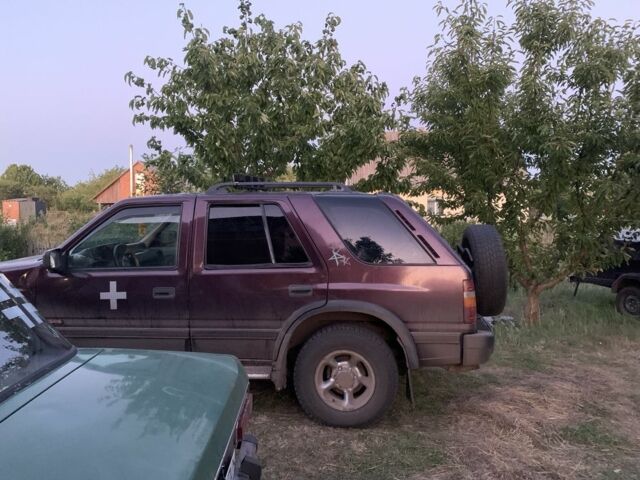 Опель Фронтера 1994 в Полтаве на Automoto.ua Красный Опель Фронтера, объемом двигателя 2.3 л и пробегом 352 тыс. км за 3000 $, фото 1 на Automoto.ua