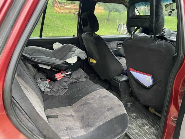 Красный Опель Фронтера, объемом двигателя 2.8 л и пробегом 400 тыс. км за 3300 $, фото 7 на Automoto.ua