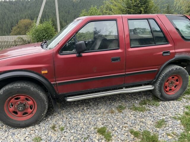 Красный Опель Фронтера, объемом двигателя 2.8 л и пробегом 400 тыс. км за 3300 $, фото 5 на Automoto.ua