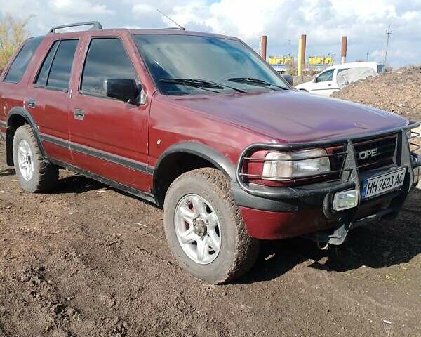 Красный Опель Фронтера, объемом двигателя 2.2 л и пробегом 280 тыс. км за 3370 $, фото 1 на Automoto.ua