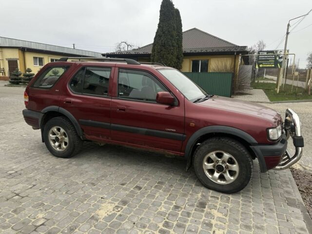 Красный Опель Фронтера, объемом двигателя 2.2 л и пробегом 288 тыс. км за 2899 $, фото 2 на Automoto.ua