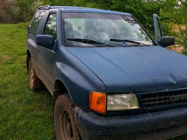 Опель Фронтера, объемом двигателя 2 л и пробегом 300 тыс. км за 3000 $, фото 4 на Automoto.ua