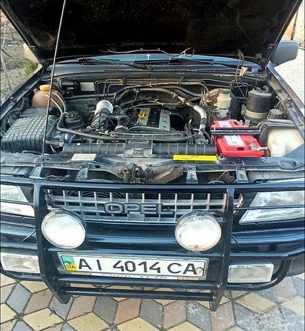 Опель Фронтера, объемом двигателя 2.2 л и пробегом 250 тыс. км за 3800 $, фото 7 на Automoto.ua