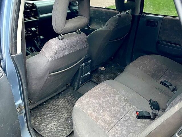 Опель Фронтера, об'ємом двигуна 2.2 л та пробігом 270 тис. км за 2500 $, фото 5 на Automoto.ua