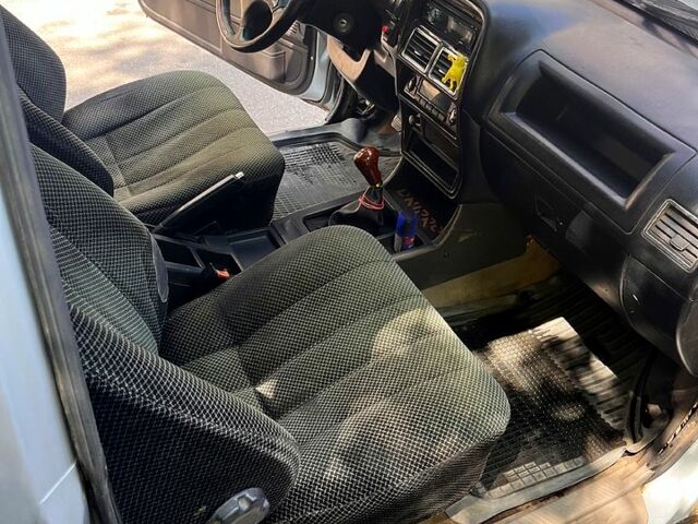 Опель Фронтера, объемом двигателя 2.8 л и пробегом 0 тыс. км за 2300 $, фото 7 на Automoto.ua