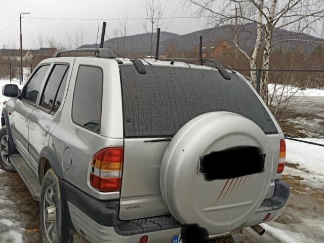 Серый Опель Фронтера, объемом двигателя 3 л и пробегом 150 тыс. км за 6500 $, фото 4 на Automoto.ua