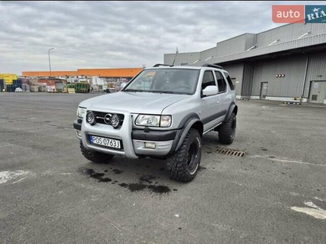 Серый Опель Фронтера, объемом двигателя 2.2 л и пробегом 220 тыс. км за 1900 $, фото 4 на Automoto.ua