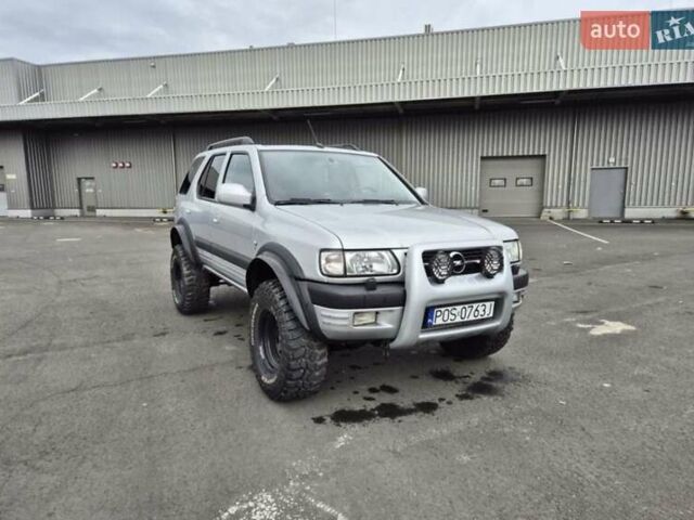 Серый Опель Фронтера, объемом двигателя 2.2 л и пробегом 220 тыс. км за 1900 $, фото 2 на Automoto.ua