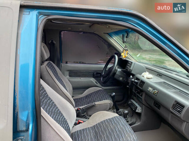 Сірий Опель Фронтера, об'ємом двигуна 2.4 л та пробігом 354 тис. км за 2200 $, фото 2 на Automoto.ua