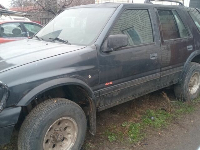 Серый Опель Фронтера, объемом двигателя 0 л и пробегом 230 тыс. км за 1550 $, фото 2 на Automoto.ua