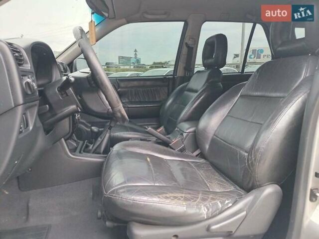 Серый Опель Фронтера, объемом двигателя 2.2 л и пробегом 250 тыс. км за 5290 $, фото 12 на Automoto.ua