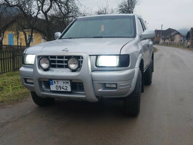 Сірий Опель Фронтера, об'ємом двигуна 2.2 л та пробігом 250 тис. км за 6000 $, фото 2 на Automoto.ua