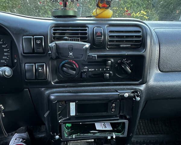 Серый Опель Фронтера, объемом двигателя 2.17 л и пробегом 186 тыс. км за 4900 $, фото 32 на Automoto.ua