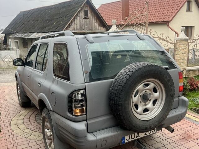 Серый Опель Фронтера, объемом двигателя 2.2 л и пробегом 258 тыс. км за 2450 $, фото 5 на Automoto.ua