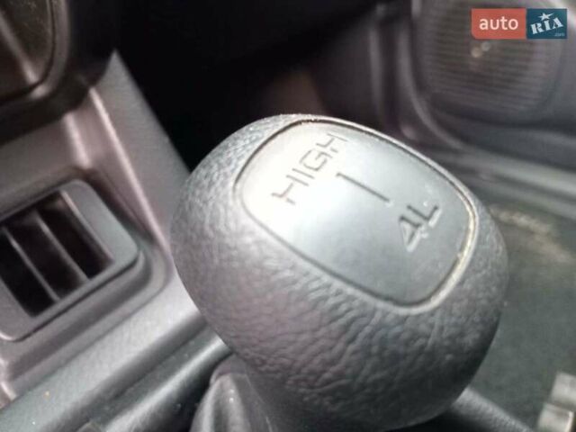 Серый Опель Фронтера, объемом двигателя 2.2 л и пробегом 250 тыс. км за 5290 $, фото 16 на Automoto.ua