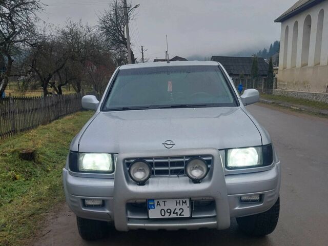 Сірий Опель Фронтера, об'ємом двигуна 2.2 л та пробігом 250 тис. км за 6000 $, фото 1 на Automoto.ua