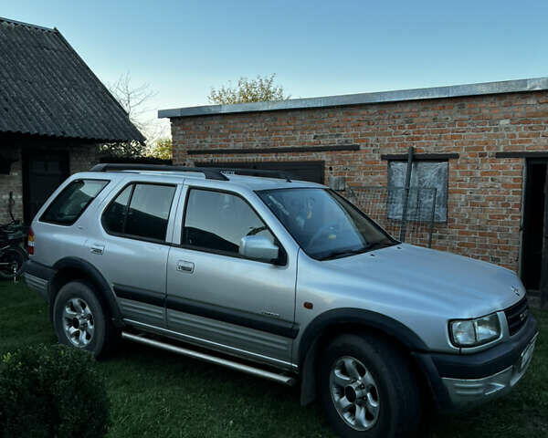 Серый Опель Фронтера, объемом двигателя 2.17 л и пробегом 186 тыс. км за 4900 $, фото 16 на Automoto.ua