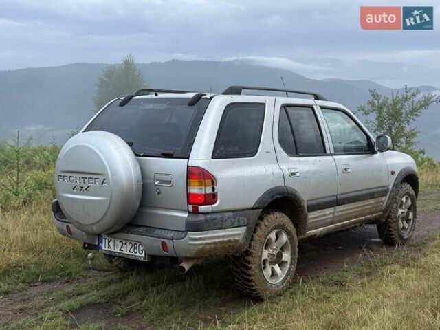 Серый Опель Фронтера, объемом двигателя 2.2 л и пробегом 250 тыс. км за 4150 $, фото 6 на Automoto.ua