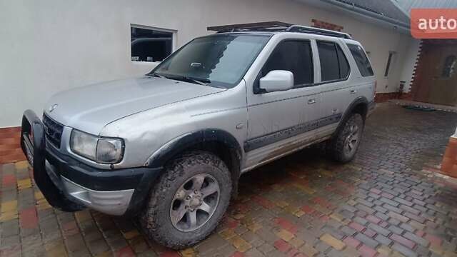 Сірий Опель Фронтера, об'ємом двигуна 2.17 л та пробігом 305 тис. км за 5500 $, фото 9 на Automoto.ua