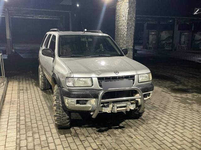 Серый Опель Фронтера, объемом двигателя 0 л и пробегом 100 тыс. км за 3400 $, фото 1 на Automoto.ua