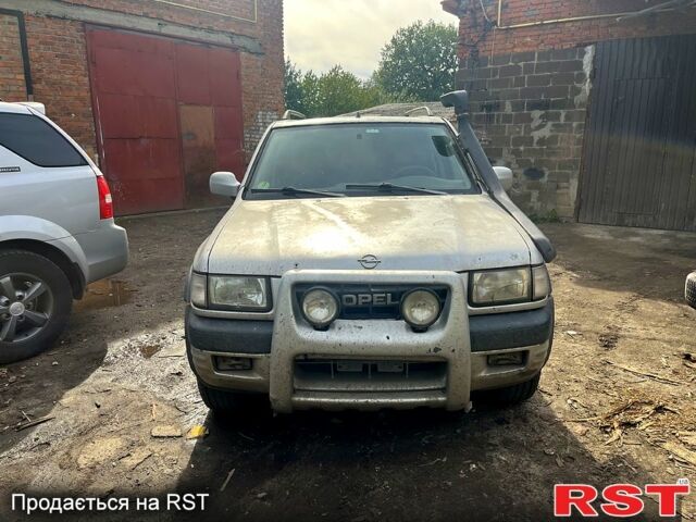 Серый Опель Фронтера, объемом двигателя 2.2 л и пробегом 500 тыс. км за 1500 $, фото 1 на Automoto.ua