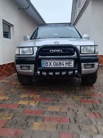 Сірий Опель Фронтера, об'ємом двигуна 2.17 л та пробігом 305 тис. км за 5500 $, фото 3 на Automoto.ua