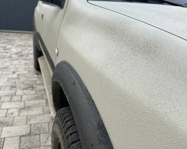 Серый Опель Фронтера, объемом двигателя 2.17 л и пробегом 300 тыс. км за 6500 $, фото 1 на Automoto.ua