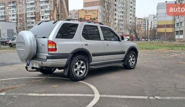 Серый Опель Фронтера, объемом двигателя 2.2 л и пробегом 180 тыс. км за 5500 $, фото 17 на Automoto.ua