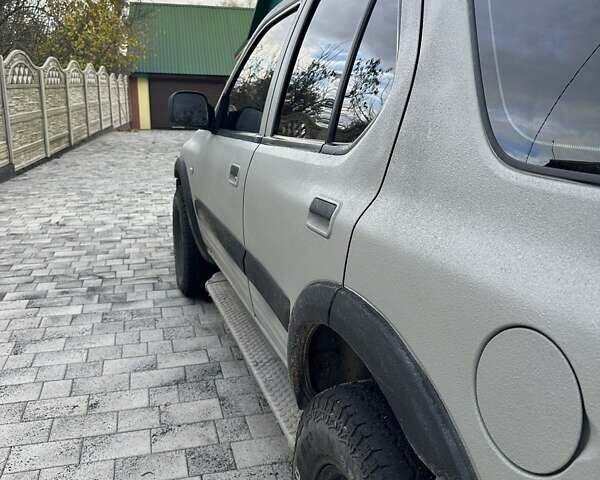 Серый Опель Фронтера, объемом двигателя 2.17 л и пробегом 300 тыс. км за 6500 $, фото 8 на Automoto.ua