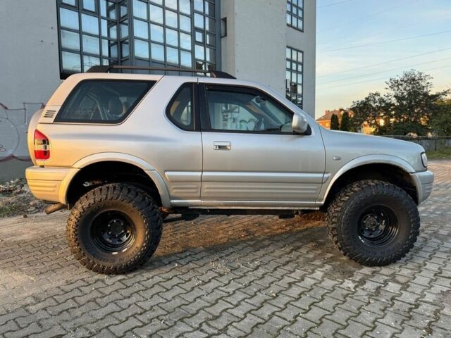 Опель Фронтера 2002 в Житомире на Automoto.ua Серый Опель Фронтера, объемом двигателя 2.2 л и пробегом 275 тыс. км за 2200 $, фото 1 на Automoto.ua