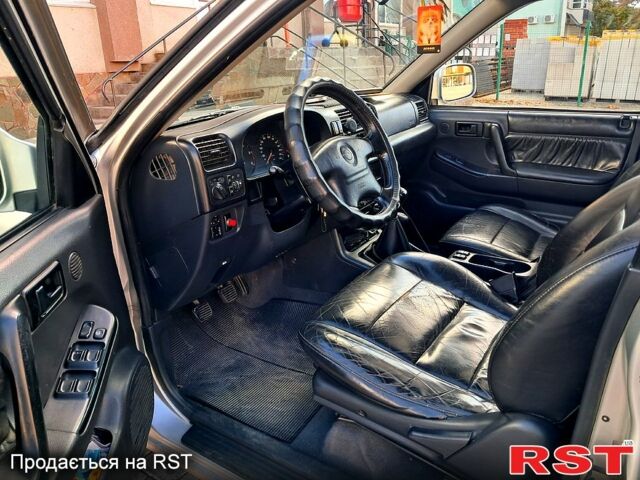 Опель Фронтера 2002 в Херсоне на Automoto.ua Серый Опель Фронтера, объемом двигателя 2.2 л и пробегом 298 тыс. км за 5200 $, фото 4 на Automoto.ua