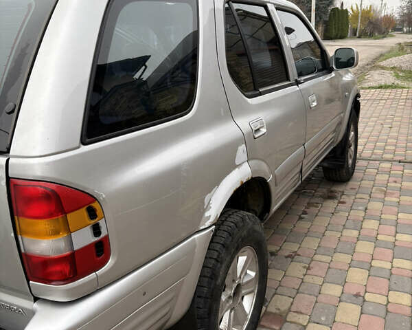 Сірий Опель Фронтера, об'ємом двигуна 2.2 л та пробігом 399 тис. км за 6500 $, фото 3 на Automoto.ua