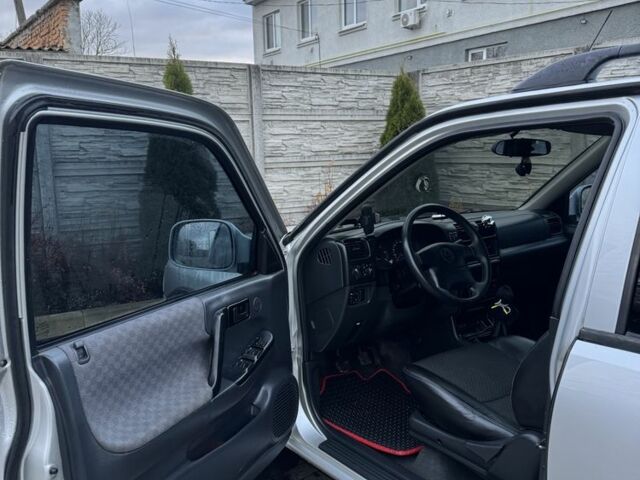 Сірий Опель Фронтера, об'ємом двигуна 2.2 л та пробігом 3 тис. км за 5500 $, фото 9 на Automoto.ua