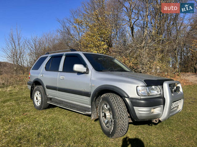 Сірий Опель Фронтера, об'ємом двигуна 2.17 л та пробігом 289 тис. км за 4999 $, фото 3 на Automoto.ua