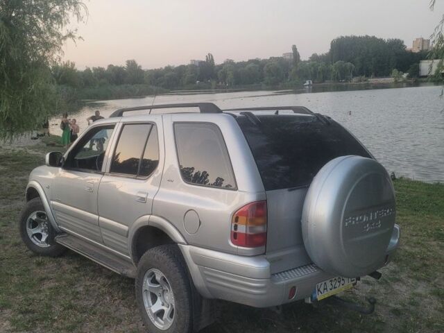 Серый Опель Фронтера, объемом двигателя 2.2 л и пробегом 240 тыс. км за 6499 $, фото 2 на Automoto.ua